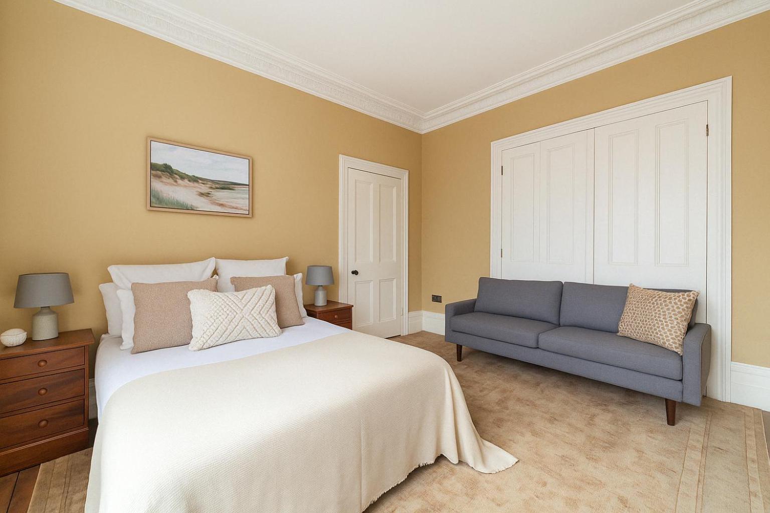 Spacious In New Cross